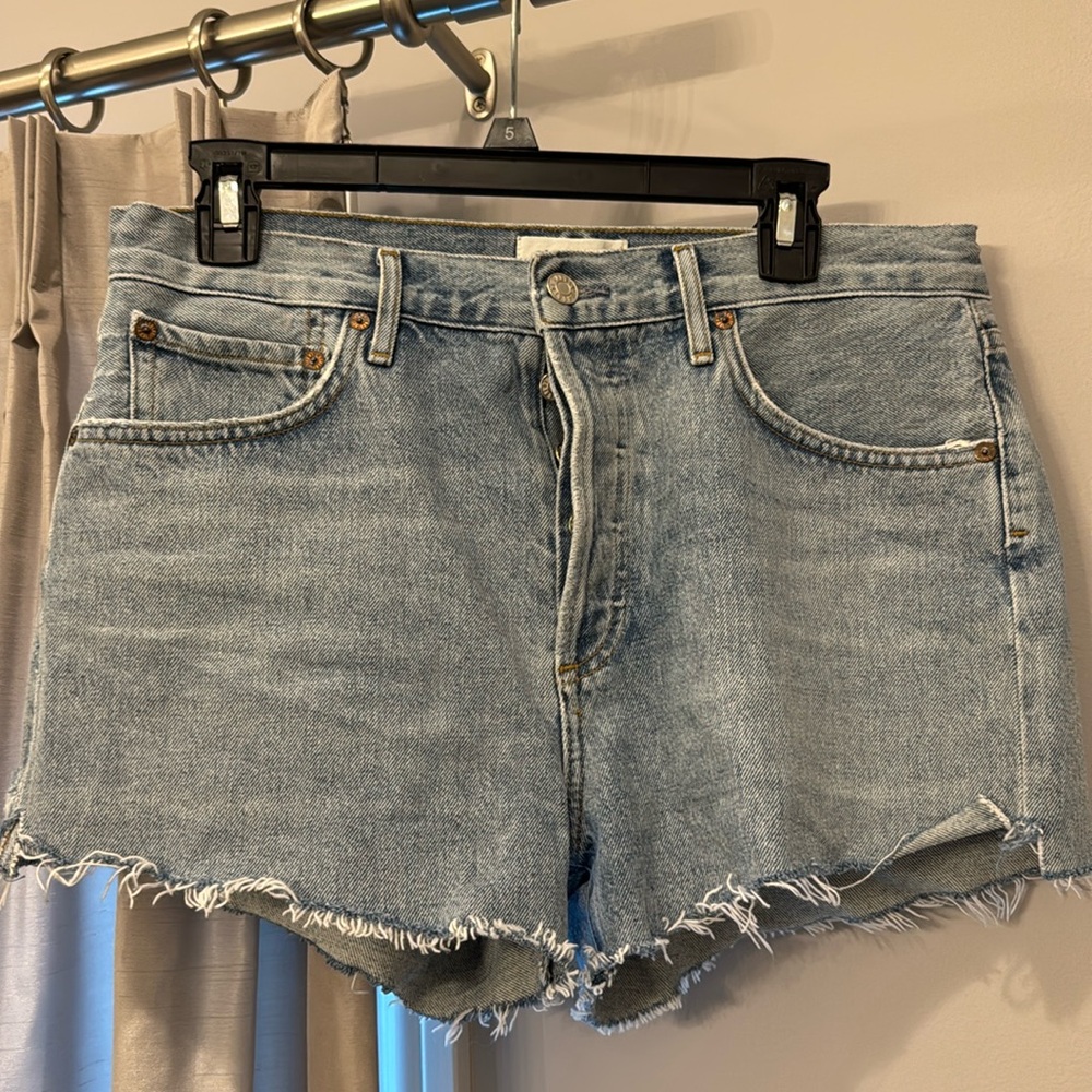 Like New Women’s Agolde Jean shorts